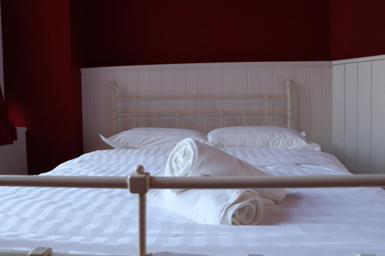 Hostal Lybeer Private Just For Two! Brujas